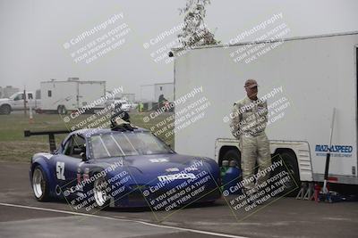 media/Jan-17-2026-CalClub SCCA (Sat) [[6b87d8fe28]]/Around the Pits/